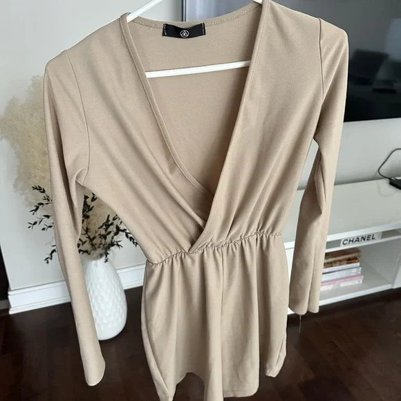 BEIGE ROMPER - Picture 5 of 5